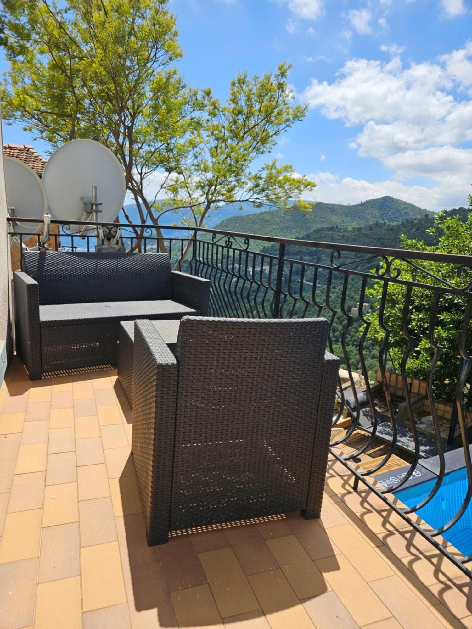 2 Pieces Au Calme Absolu Apartment Bonson  Ngoại thất bức ảnh